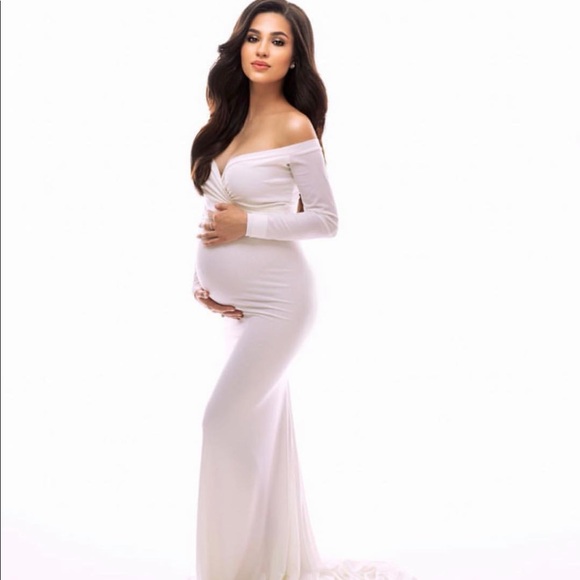 Brand New maternity dress size small NWT